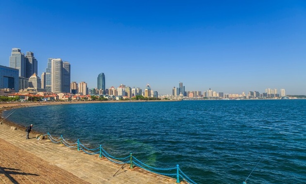 crystal clear water and amazing skyline at the background 