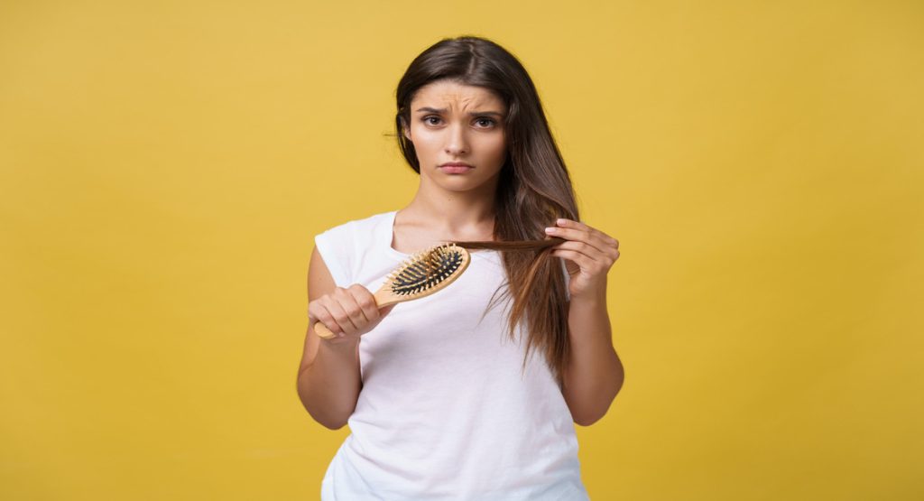 How To Clean Your Hair Brush Properly 